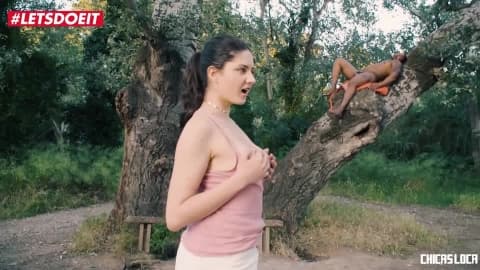 Raquel Abril baise la bête dans cette vidéo interracial par Pornhub