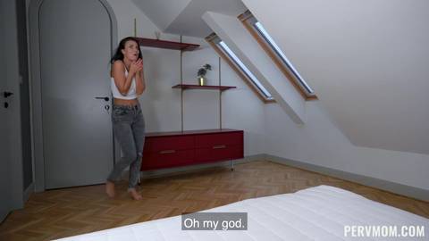 Mature belle-mere se fait son beau-fils de 18 ans